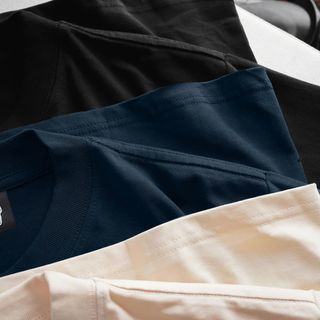 Áo Thun nam.   Chất vải cotton 2C mịn mướt cực đẹp.