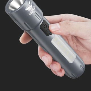 Đèn Pin Sạc 4 Tốc Độ Smiling Shark SD-5248