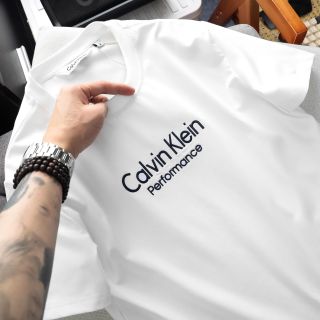 T- Shirt Nam Full 3 colors.   Chất 100% COTTON chính phẩm co giản 4 chiều xịn sò dày dặn mịn mát.