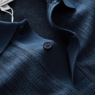 POLO NAM. Chất liệu vải hãng xịn, sợi vải mịn mướt vừa, mặc lên fom dáng đứng rất đẹp, mẫu logo cao su đính.