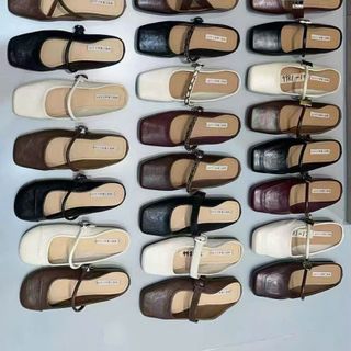 Dép sục nguyên hãng mẫu đẹp. From chuẩn chắc chắn