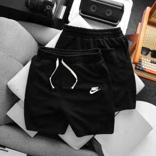 Short Nỉ nam. Chất vải nỉ chân cua chính phẩm dạy dặn ko xù lông , mình vải mềm mịn sờ mướt tay.