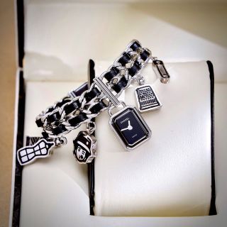 CHANE 𝐏𝐫𝐞𝐦𝐢𝐞̀𝐫𝐞 𝐜𝐡𝐚𝐫𝐦𝐬 𝐇𝟗𝟖𝟓𝟗