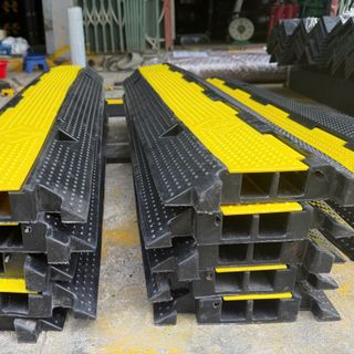 GỜ GIẢM TỐC BẢO VỆ CÁP 2 RÃNH BGT