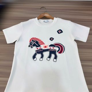 Áo Thun Nữ Ôm Body Cổ Tròn Tay Ngắn Hình Ngựa - Cotton Mịn, Co Giãn 4 Chiều