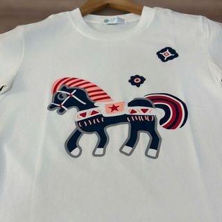 Áo Thun Nữ Ôm Body Cổ Tròn Tay Ngắn Hình Ngựa - Cotton Mịn, Co Giãn 4 Chiều