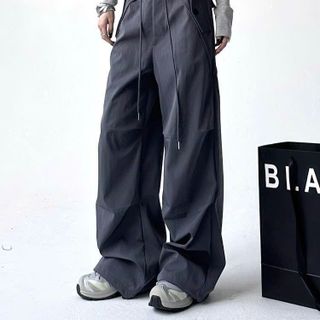 Quần Thời Trang Chất Dù Thoải Mái Với Dây Rút