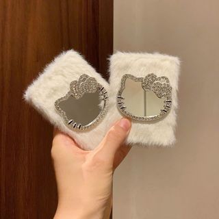 Gương cầm tay , bỏ túi Hình Hellokitti Lông trắng