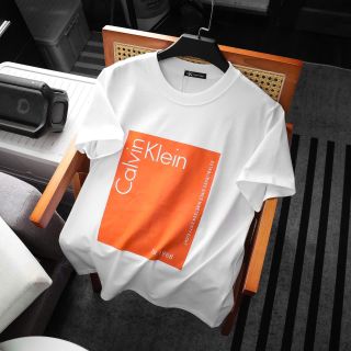 Mẫu Áo thun nam basic ,logo thêu in lụa kĩ lưỡng bao bong tróc, hàng full tem tag, chất cotton 4c co giãn dày dặn,mền mịn mát.