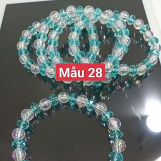 Lô 20 chuỗi phong thủy đeo tay gồm ngẫu nhiên 20 mẫu khác nhau nha