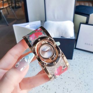 ĐỒNG HỒ NỮ CAO CẤP GUCHY VÒNG BẢNG MẶT ĐỘC LẠ