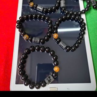 Vòng tay chuỗi hạt đeo tay màu đen mẫu y hình