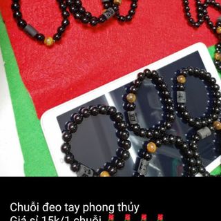 Vòng tay chuỗi hạt đeo tay màu đen mẫu y hình