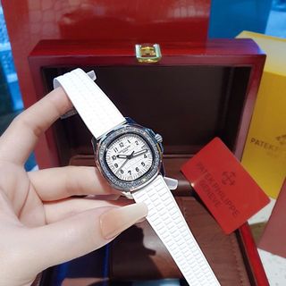 ĐỒNG HỒ NỮ CAO CẤP FATEK MẶT VUÔNG VIỀN ĐÁ DÂY SILICON NHIỀU MÀU