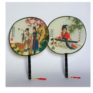 Quạt vải cổ trang nhiều mẫu nhe