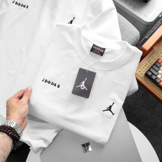 Áo thun nam. Mẫu áo logo thêu sắc nét, chất cotton 4c dày dặn,mền mịn mát, co giãn tốt.