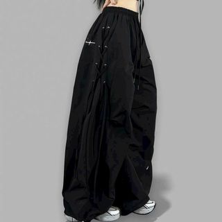 Quần Dù Thùng Đính Khoen Xỏ Dây Phù Hợp Ngày Hè