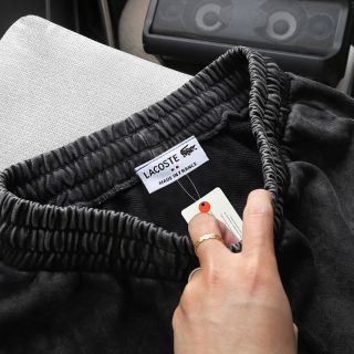 Short Wash nam. Thiết kế basic với bộ màu nam tính. Chất vải nỉ cotton dày mịn mướt.