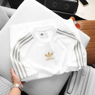 Mẫu áo phông adicolor mới. Áo lên form overisze tuyệt đẹp, logo thêu nét, 3 màu thời trang cho ae chọn, dễ mix đồ.