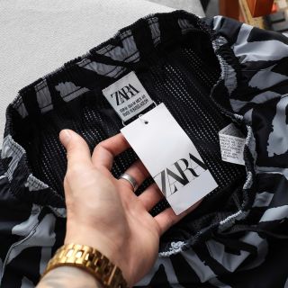 Short Biển MAN Full 12 Colors.  Chất vải 2 lớp trượt nước lớp trong lưới thoát mát. Hàng chuẩn xuất khẩu - Full tem tag.