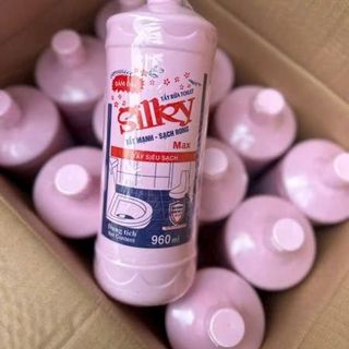 Nước tẩy toilet Silky Thái Lan 960ml