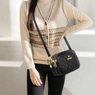 Túi xách nữ, túi đeo chéo dáng bầu chần chỉ mác chuột K632