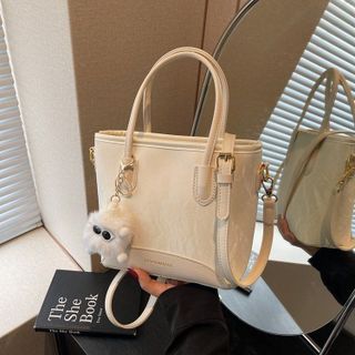 Túi xách nữ, túi đeo chéo kiểu dáng hàn quốc, trẻ trung tặng kèm charm gấu xinh xắn K712