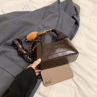 Túi xách nữ, túi đeo chéo dáng thuyền da bóng tặng kèm gấu treo K621