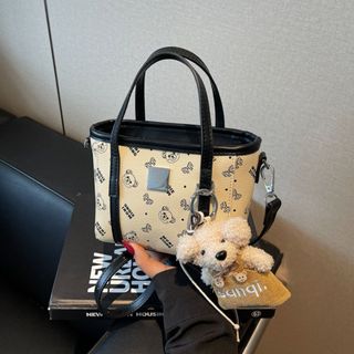 [Tặng gấu treo] Túi xách nữ, túi đeo chéo họa tiết gấu dễ thương sz 20cm tặng kèm móc treo cún K745