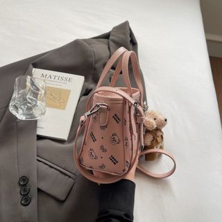 [Tặng gấu treo] Túi xách nữ, túi đeo chéo họa tiết gấu dễ thương sz 20cm tặng kèm móc treo cún K745