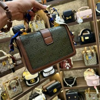 Túi xách nữ, túi công sở xách tay da vân gấu phối màu tặng kèm móc gấu K699