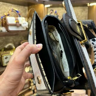 Túi xách nữ, túi công sở xách tay da vân nổi cham gấu đồng K700