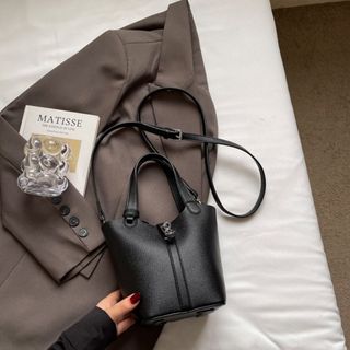 [Tặng kèm móc khóa] Túi xách nữ, túi đeo chéo bộ 2 túi dáng làn khóa xoay và túi ví chữ nhật K736