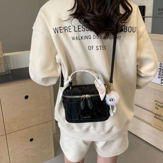 Túi xách nữ, túi đeo chéo dáng cốp hộp đựng vừa điện thoại da nhung tặng kèm móc treo K636