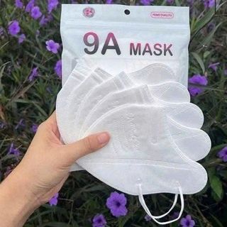 HỘP 500 KHẨU TRANG 9A UV MASK FAMAPRO