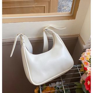 Túi xách nữ, túi đeo chéo dáng thuyền da mềm K48