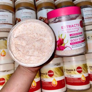 Tẩy da chết toàn thân Superdurg Extracts Body Scrub Hũ 465ML