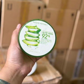 Gel Dưỡng Ẩm Nature Republic Chiết Xuất Lô Hội Soothing & Moisture Aloe Vera 92% Soothing Gel 300ml