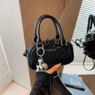 Túi xách nữ, túi đeo chéo da trơn kèm móc khóa K562