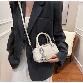 Túi xách nữ, túi đeo chéo da trơn kèm móc khóa K562
