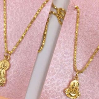 Dây chuyền đeo cổ mạ màu vàng kèm mặt chỉ 20k