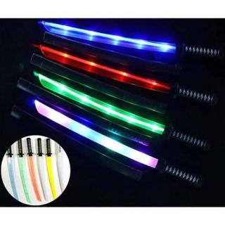 TÚI KIẾM NHẬT
(DÙNG PIN)