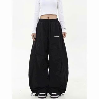 Quần Chất Dù Thêu Logo HoldAone - Sản Phẩm Lý Tưởng Cho Mùa Hè