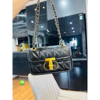 Túi xách nữ, túi đeo chéo chần chỉ da bóng khóa T dây đan xích K427