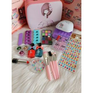 HỘP BÓP DA TRANG ĐIỂM CÓ MÁY HƠ MÓNG