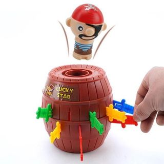 HỘP GĂM HẢI TẶC