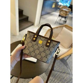 Túi xách nữ, túi đeo chéo công sở in họa tiết gấu tặng kèm tag treo K513