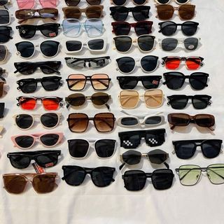 Thanh lý 100 kính lớn mã lộn xộn như hình