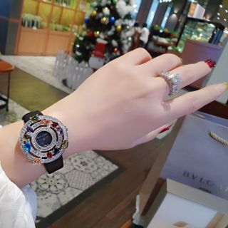 ĐỒNG HỒ NỮ CAO CẤP PVLGARY DÂY DA VIỀN ĐÁ NĂNG LƯỢNG NHIỀU MÀU NIỀNG VÀNG GOLD