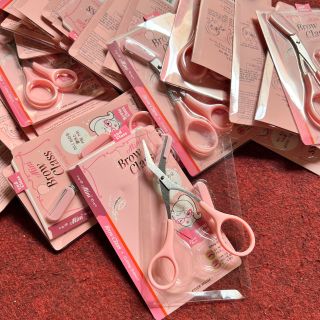 Kéo Tỉa Lông Mày Có Lược - Kéo Cong Cắt Mi Thép Không Gỉ Siêu Bền - Giá Sỉ